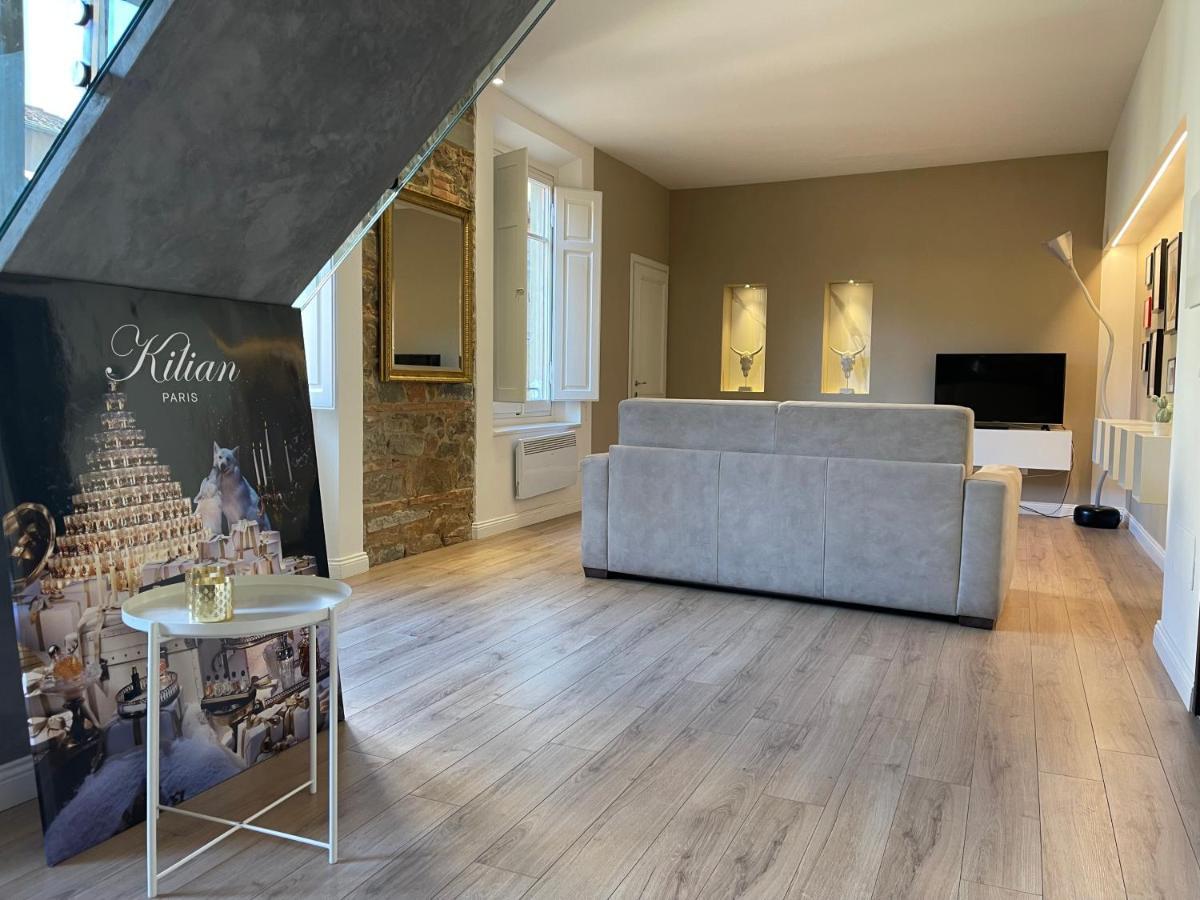 Luxury Apartment In City Center Florence Exterior photo