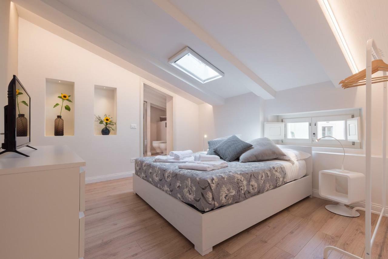 Luxury Apartment In City Center Florence Exterior photo